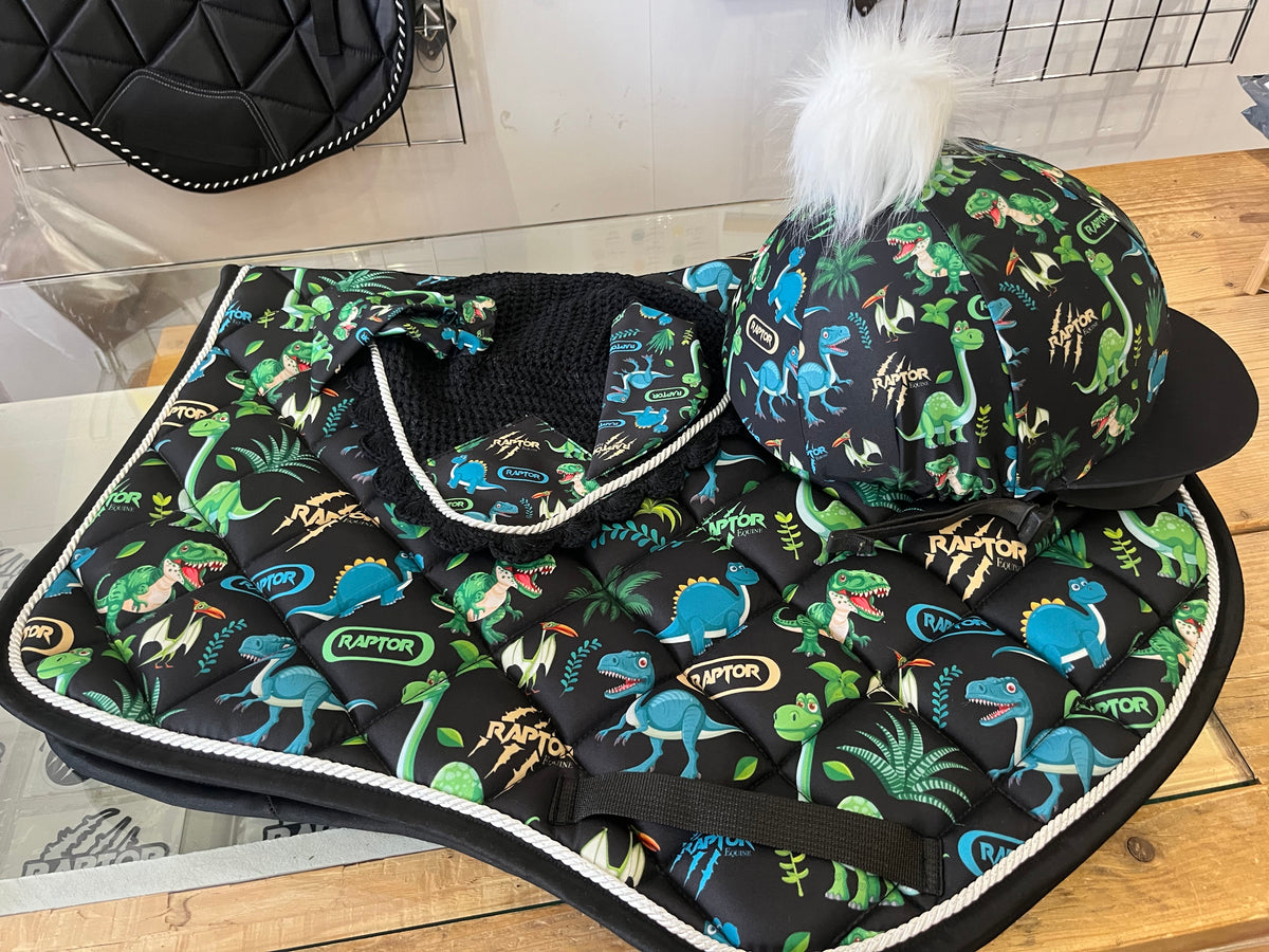 Raptor saddlepad/ears/hatsilk
