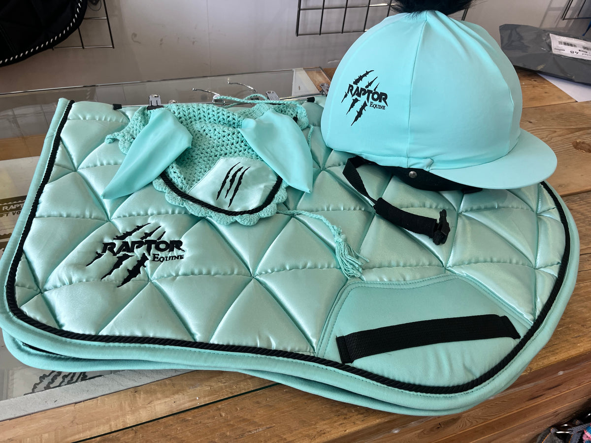 Raptor saddlepad/ears/hatsilk