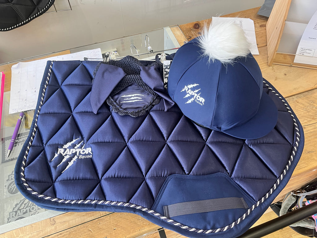 Raptor saddlepad/ears/hatsilk