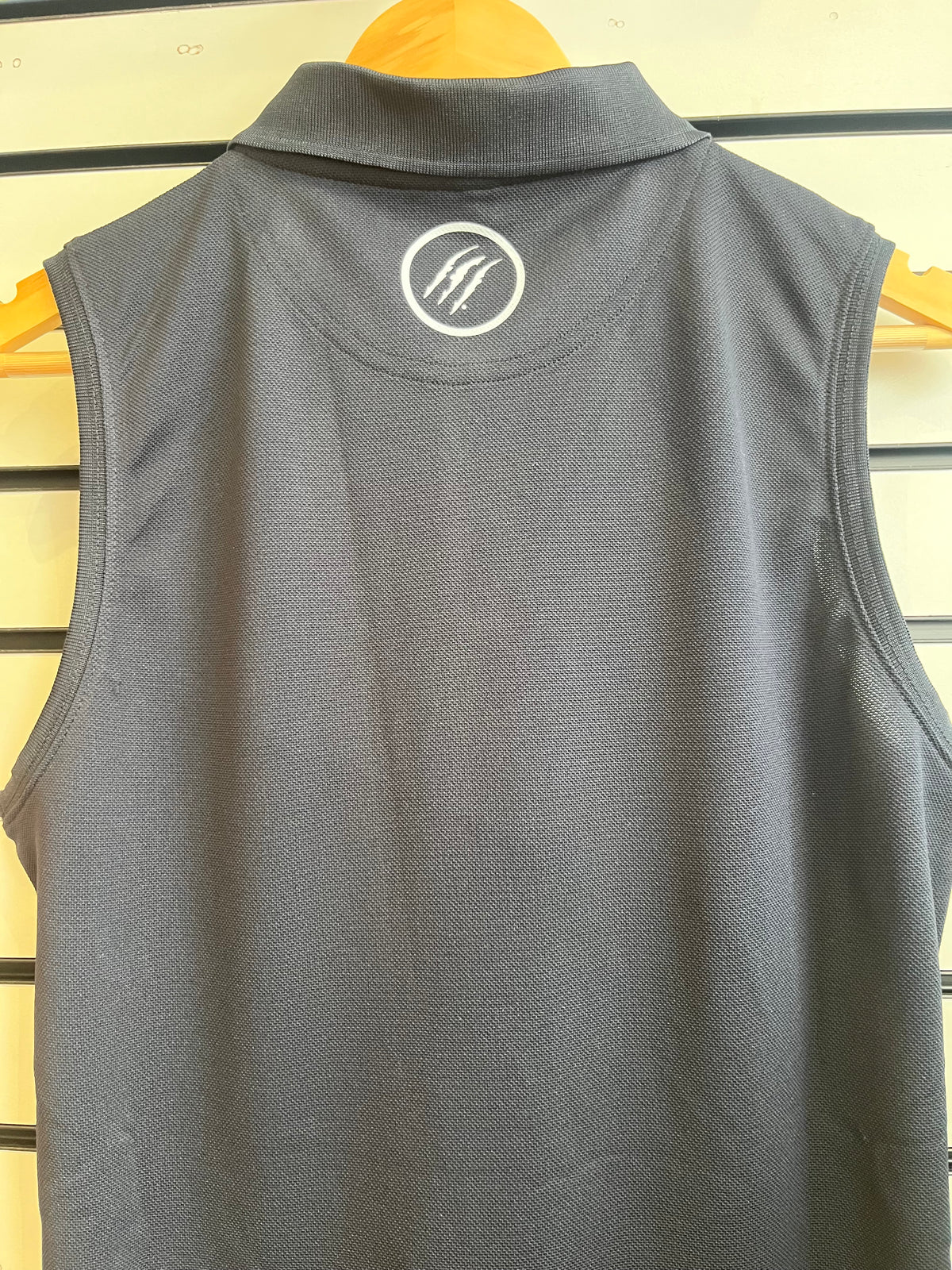 Raptor Sleeveless Training Top